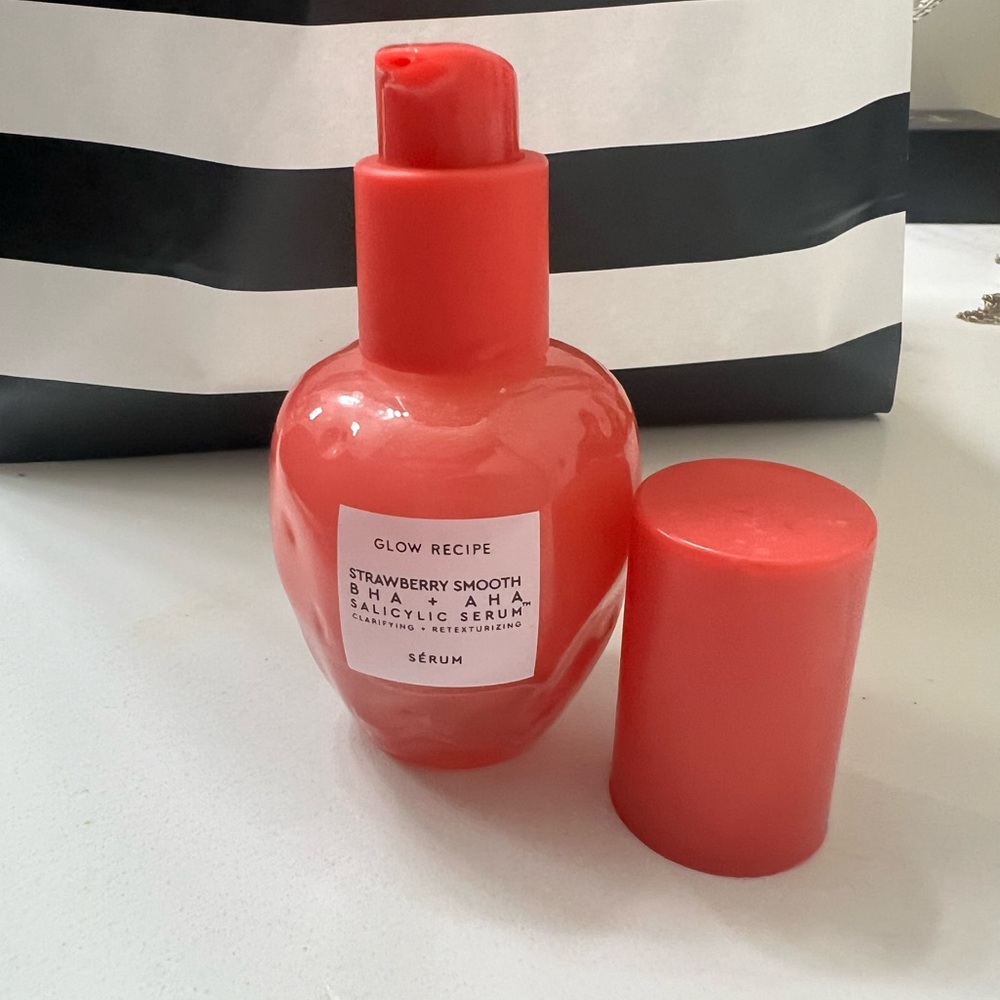 Glow recipe strawberry smooth